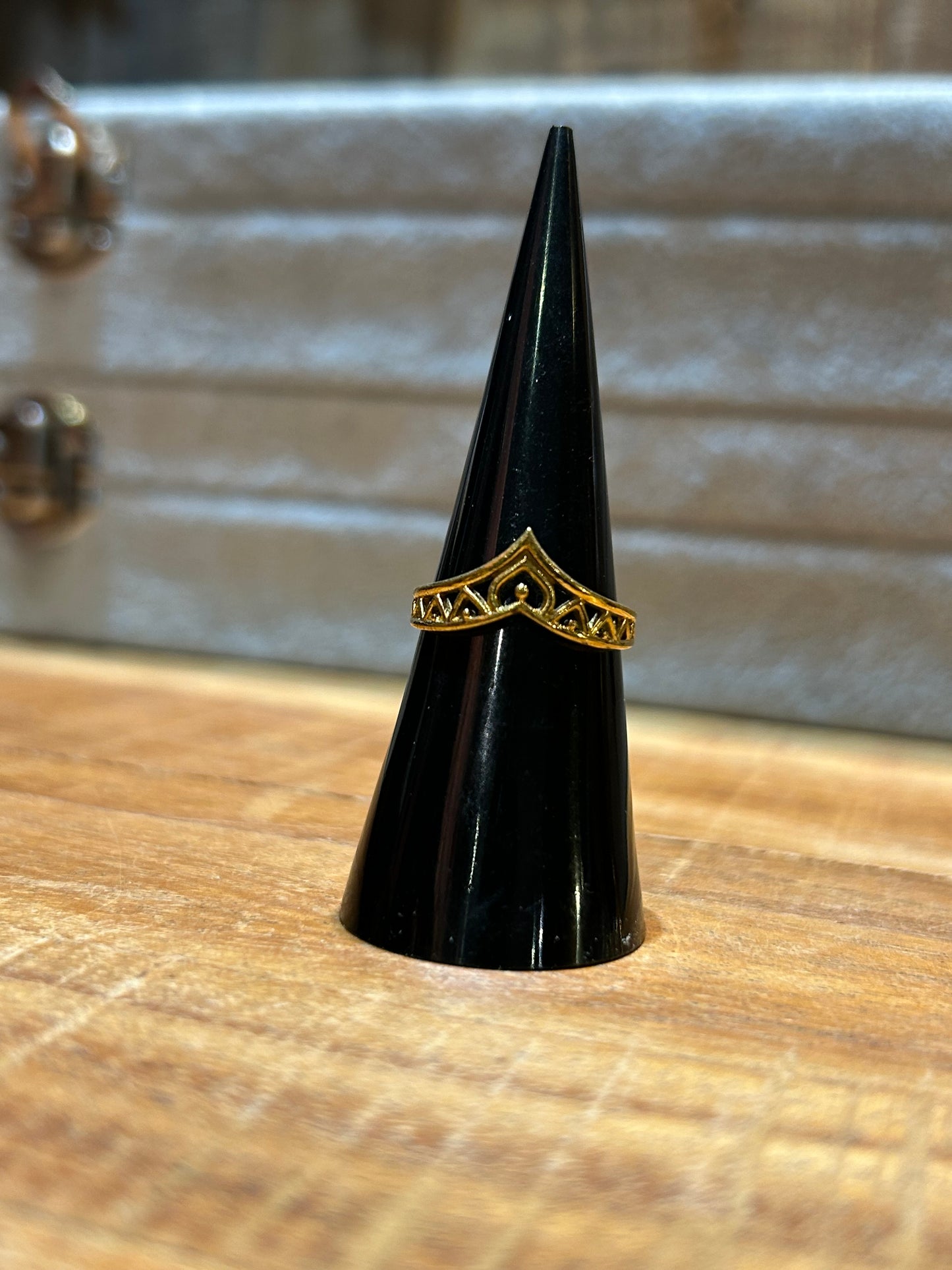 Pointed Mountain Peak Brass Ring