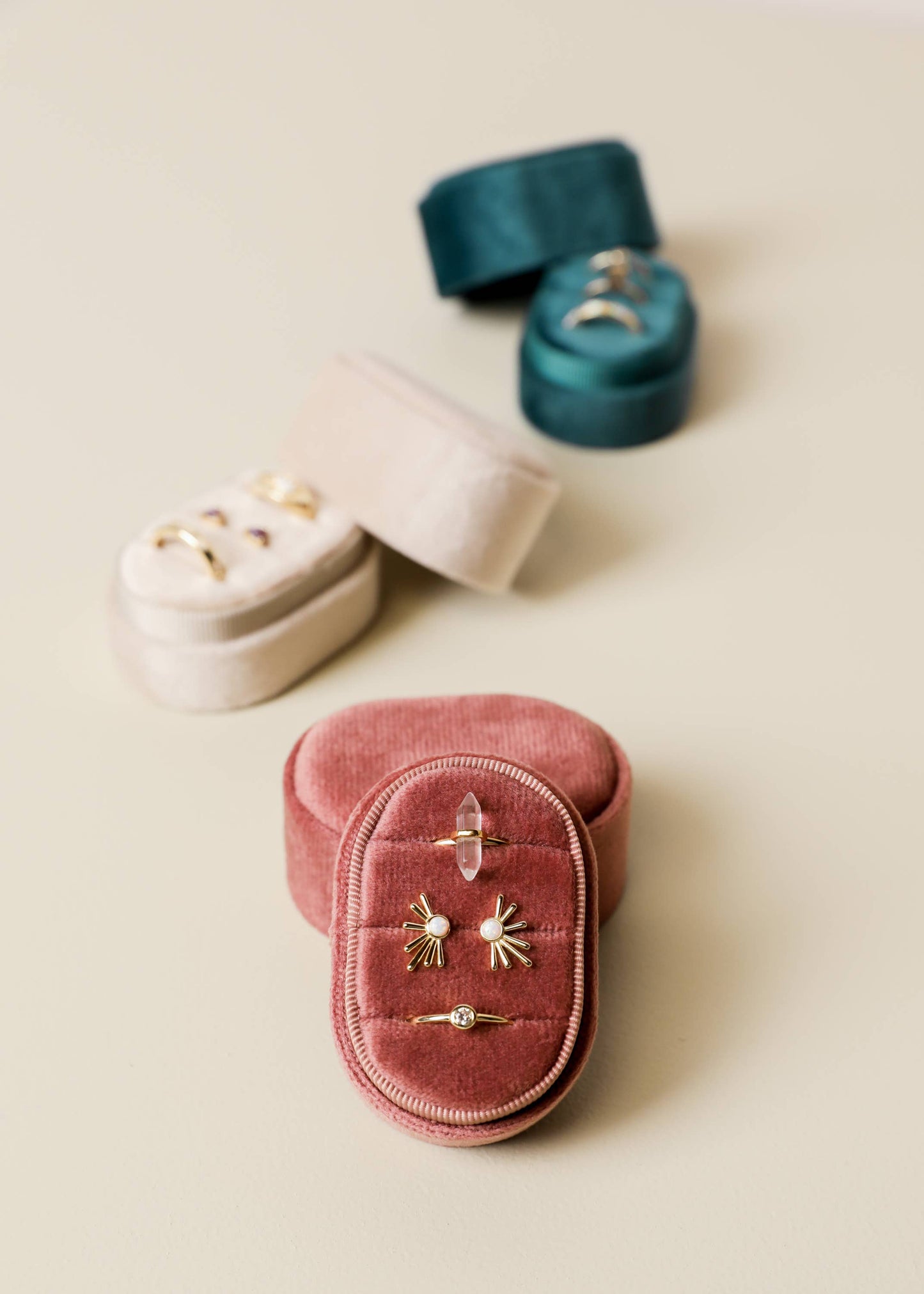 Velvet Jewelry Box - Small Oval - Dusty Rose