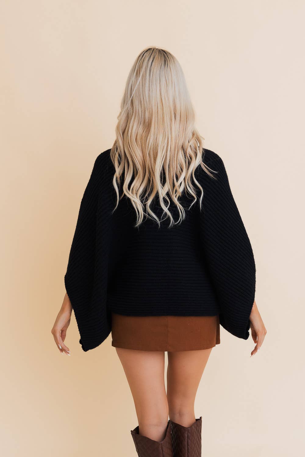 Minimalist Crew Neck Poncho Sweater – Chic and Cozy Knitwear