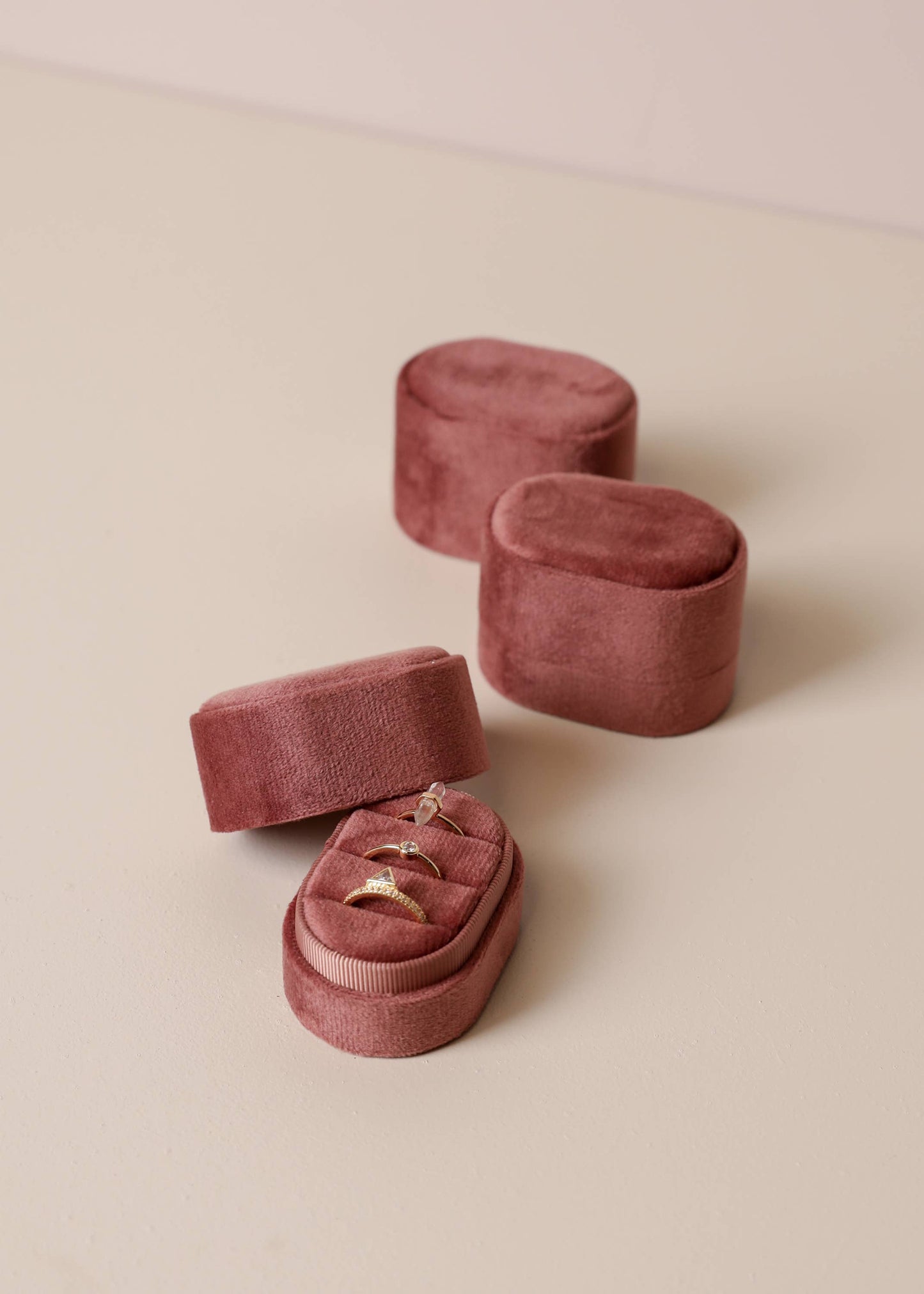 Velvet Jewelry Box - Small Oval - Dusty Rose